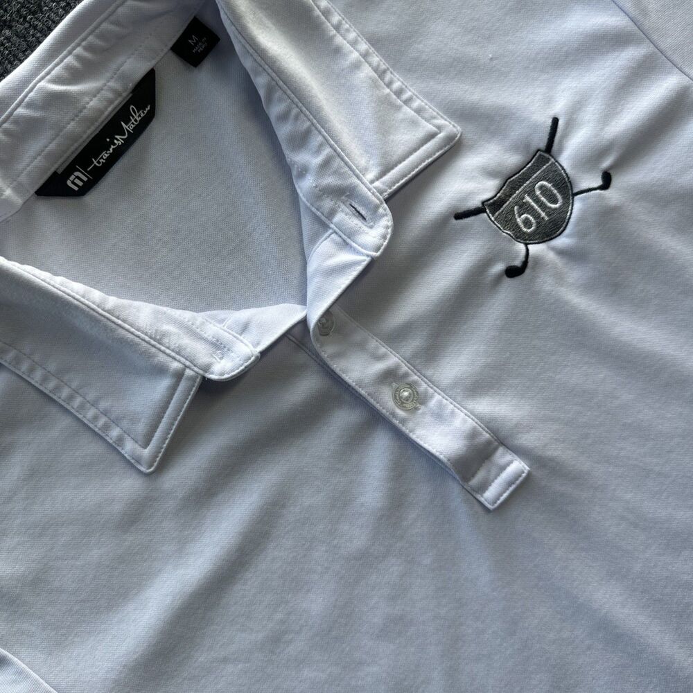 Travis Mathew Polo Shirt Men’s Medium 610 White Short Sleeve Dri Fit